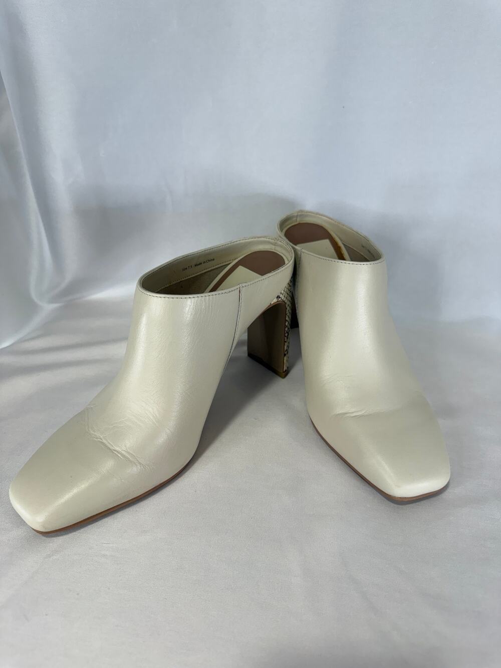 Dolce Vita Women’s 7.5 Ivory Leather Square Toe Mule Heels Snakeskin Block Heel